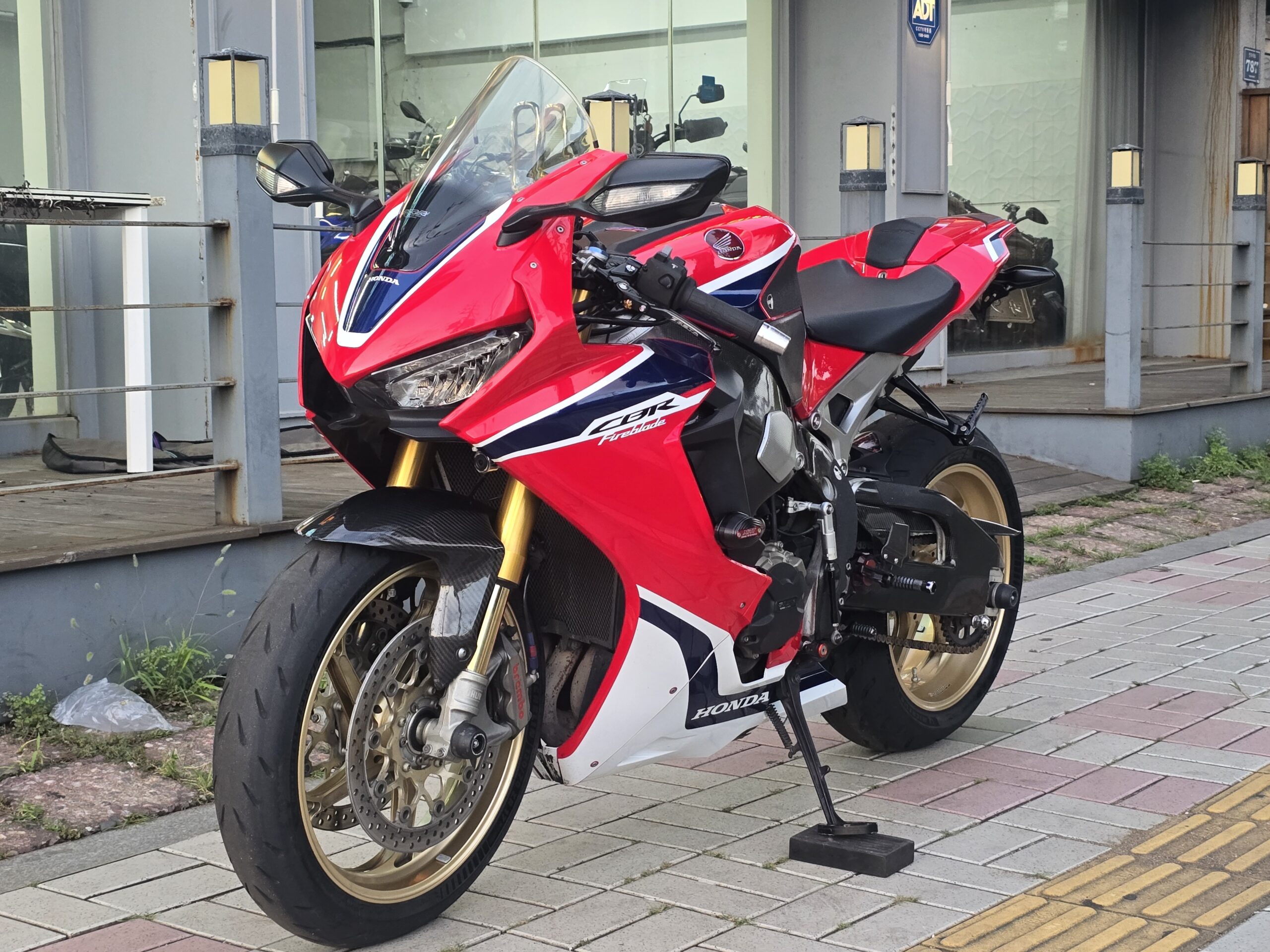 혼다 CBR1000RR SP 2017년식 매입차량